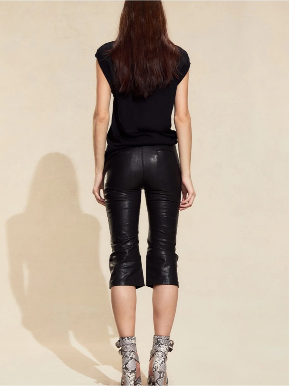 Cynthia Rowley Black Downtown Leather Capris NWT Size 4 - Picture 5 of 8